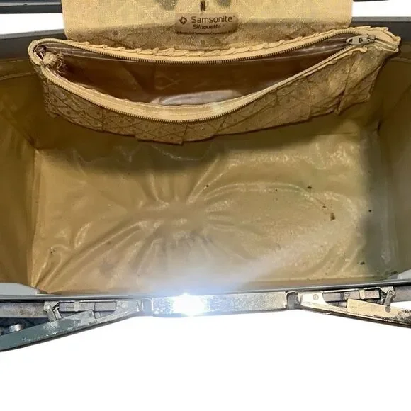 Vtg Blue Samsonite Navy Silhouette Hard Shell Train/Cosmetic/Makeup Case Chrome - Picture 6 of 10